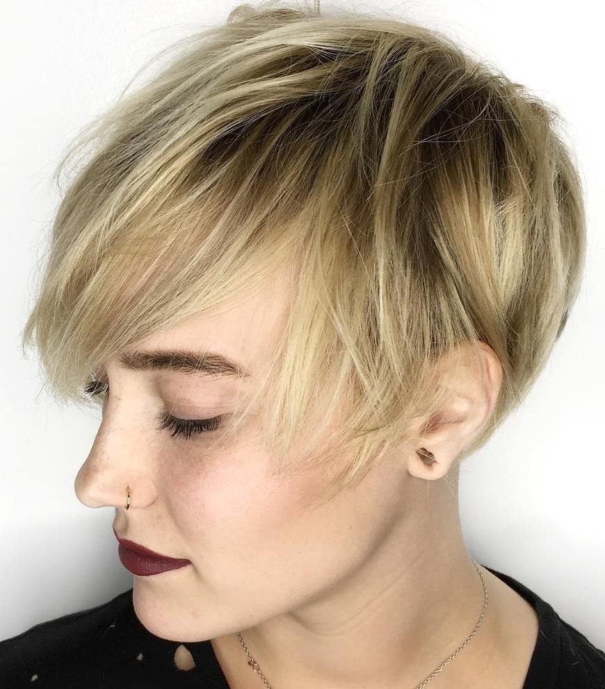 How To Cut A Choppy Pixie Yourself A Step By Step Guide - Best Simple ...