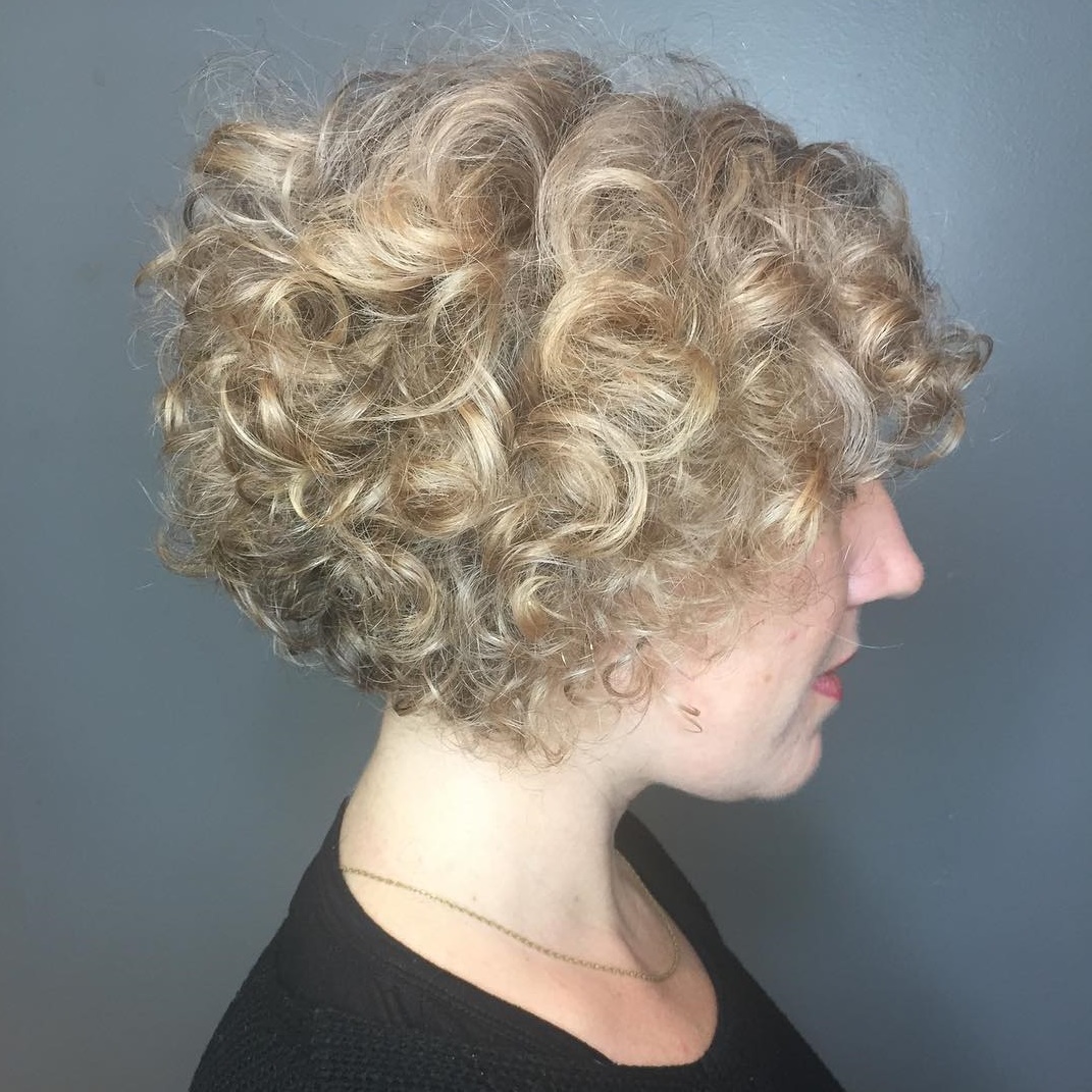 30+ Short Stacked Bob Curly Hair – FASHIONBLOG