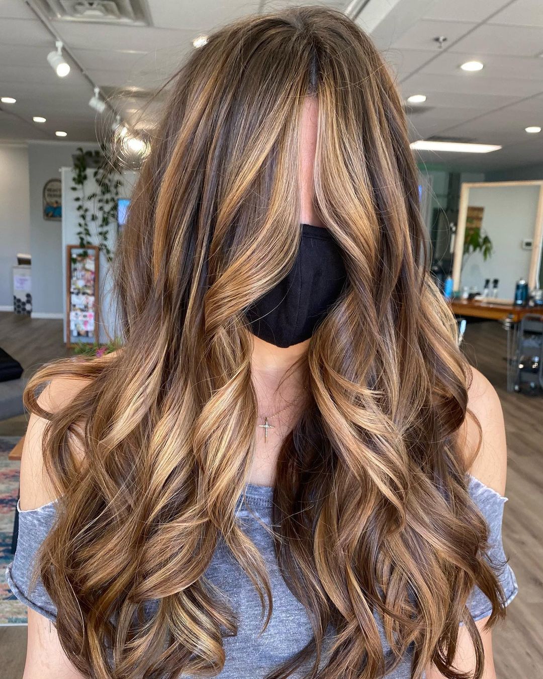 50 Ideas Of Light Brown Hair With Highlights For 2024