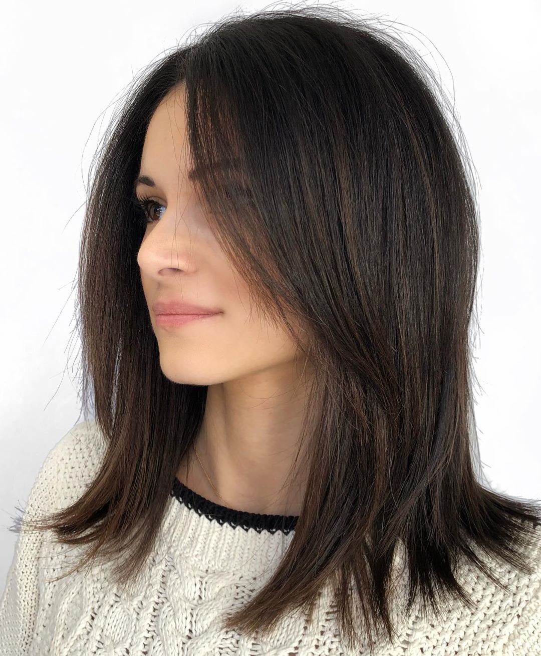 50 Gorgeous Medium Hairstyles You’ll Want To Try - Hair Adviser