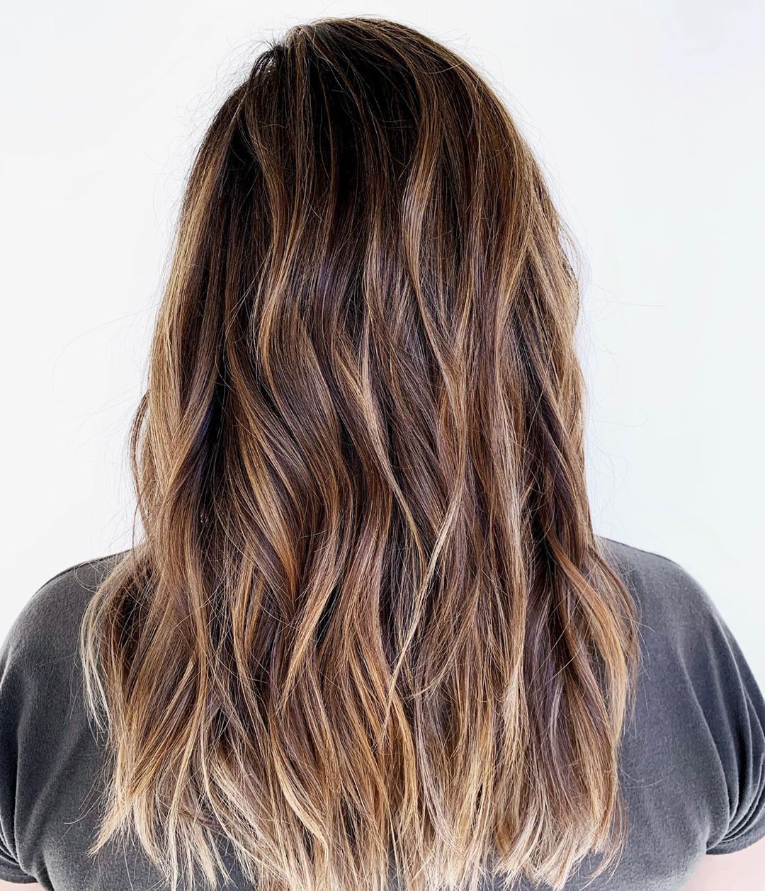 Chestnut Hair with Caramel Highlights