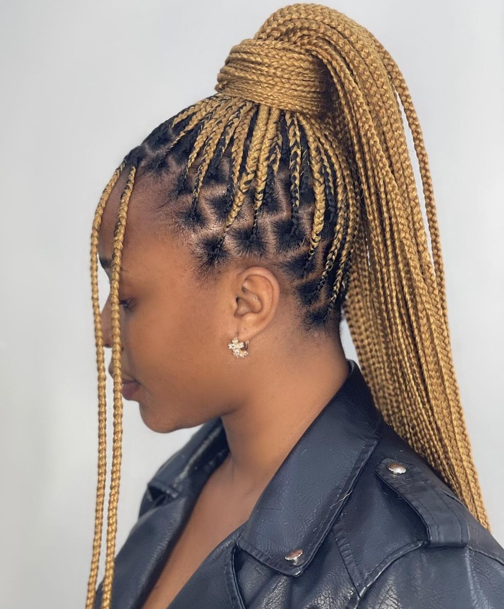 Light Brown Knotless Braids / 40 Cute Box Braids Hairstyles To Try In ...