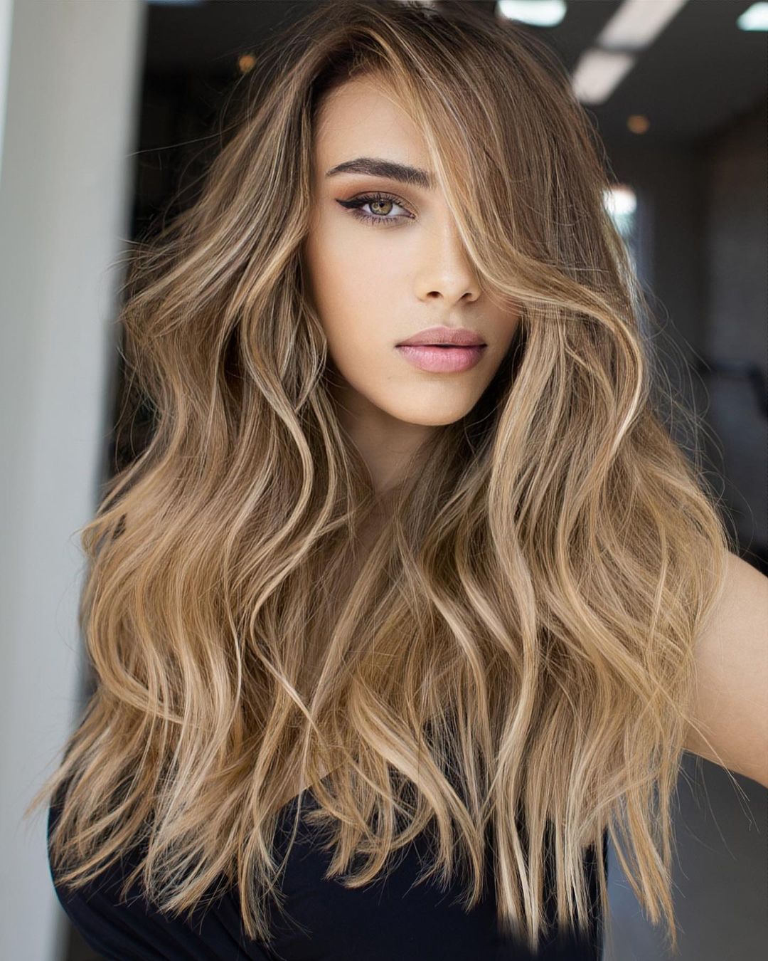 30 Inspiring Dark Blonde Hair Color Schemes - Hair Adviser